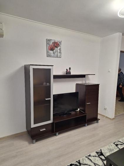 Garsonieră decomandată în Nerva Traian