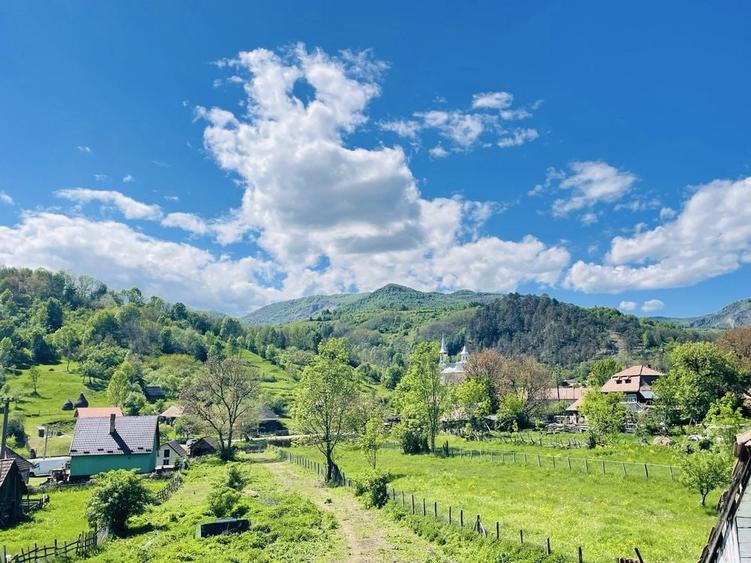 Casă cu 2 camere în Ocoliș
