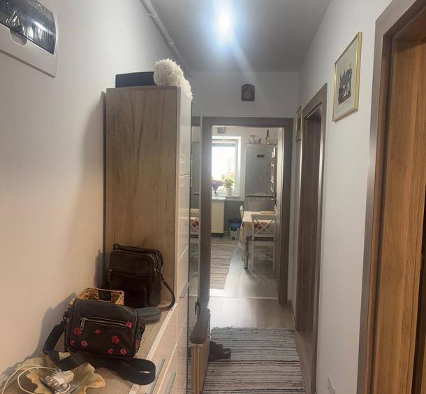 Garsonieră decomandată în Brașovul Vechi