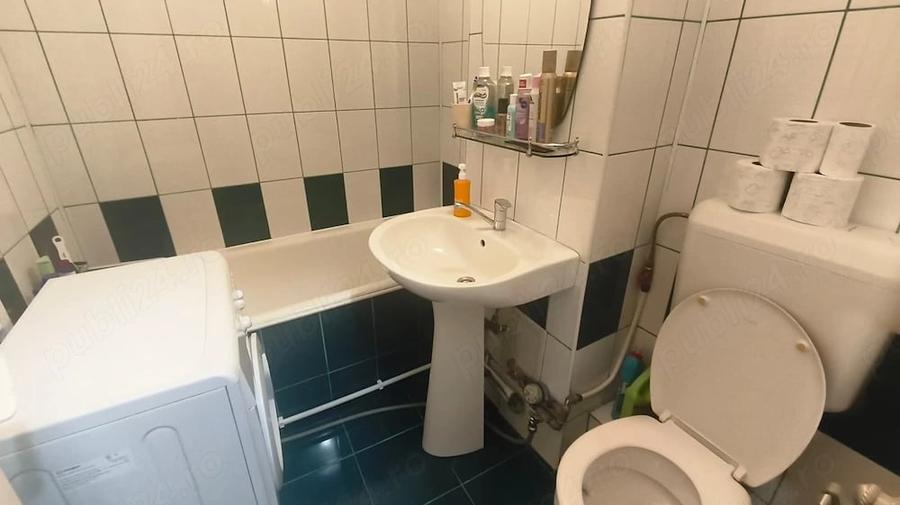 Garsonieră decomandată în 22 Decembrie