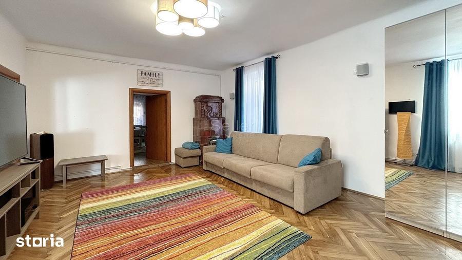 Apartament cu 4 camere în Centrul Istoric