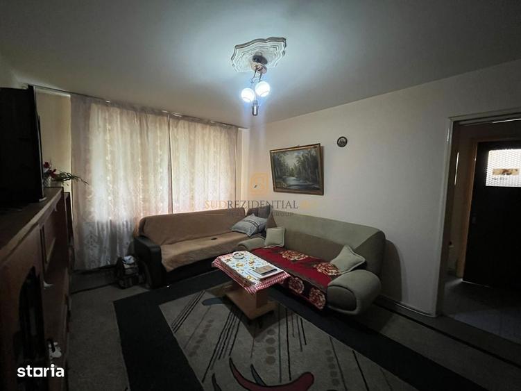 Apartament 3 camere, Strada Huedin, zona Bd. Brancoveanu - 1