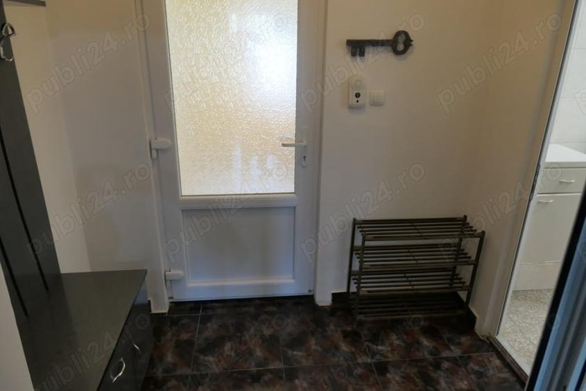 Apartament cu 2 camere decomandat în P-ța Spitalului