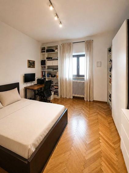 Apartament cu 2 camere decomandat în Victoriei