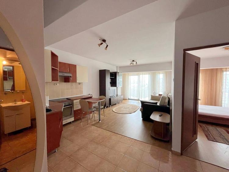 Apartament cu 2 camere semidecomandat în Mărăști