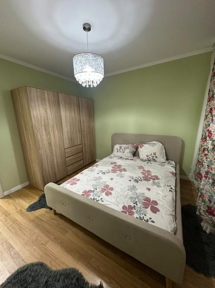 Apartament cu 3 camere decomandat, mobilat în Morarilor