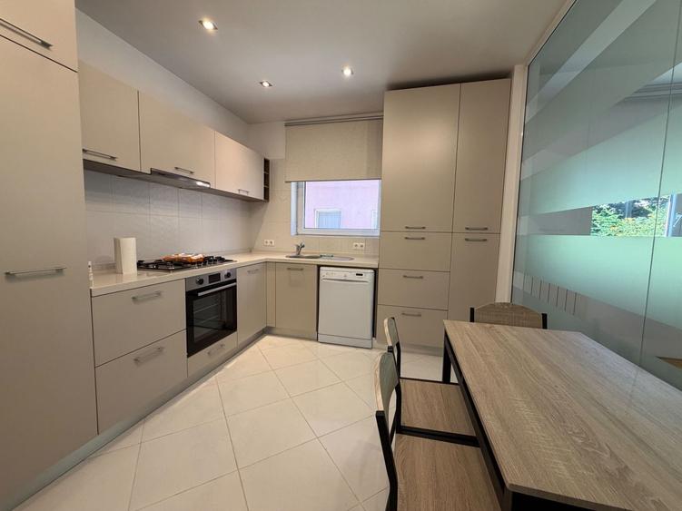 Apartament modern cu gradina,  piscina comuna si spatiu de joaca copii - 12