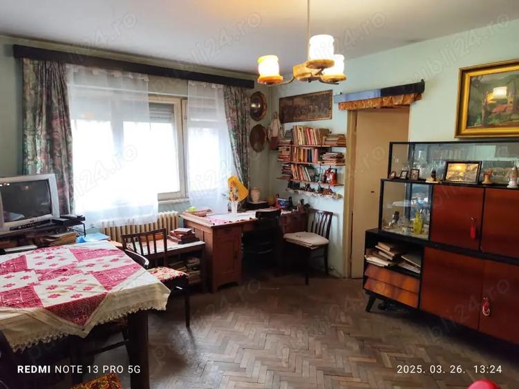 Apartament cu 2 camere semidecomandat în Central