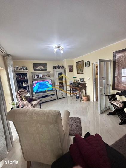 Apartament cu 2 camere, mobilat în Central