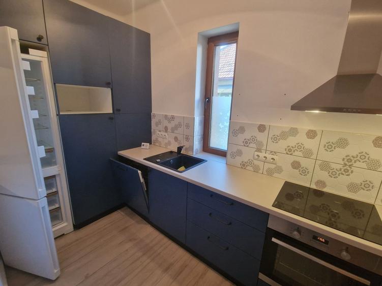 Casă cu 3 camere în Central
