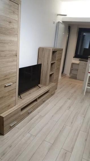 Apartament cu 2 camere semidecomandat, mobilat în Grozăvești