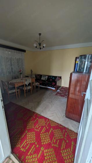 Casă cu 3 camere cu Teren 1110 Mp în Central