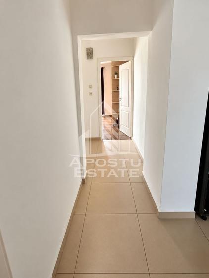 Apartament cu 2 camere decomandat, mobilat în Badea Cârțan