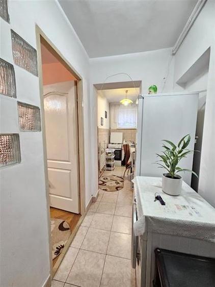 Apartament cu 2 camere decomandat, mobilat în Budai