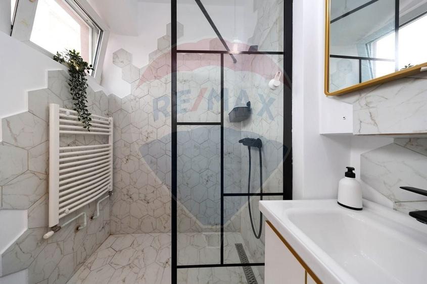 Apartament cu 2 camere, mobilat în Centrul Istoric