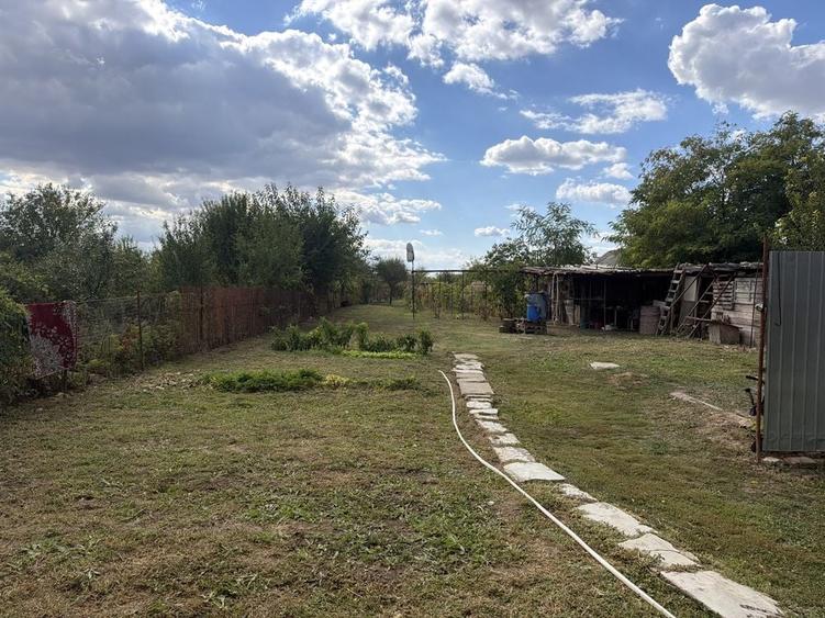Casă cu 4 camere în Ciocănești