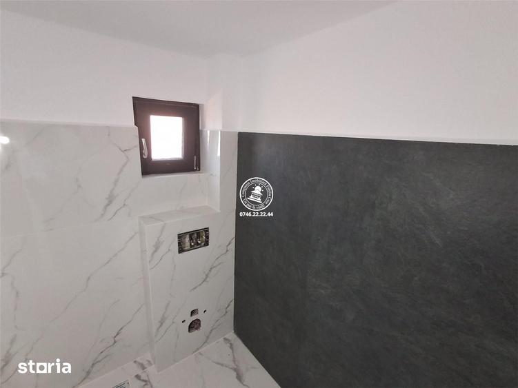 Casă cu 6 camere cu Teren 500 Mp în Păcurari