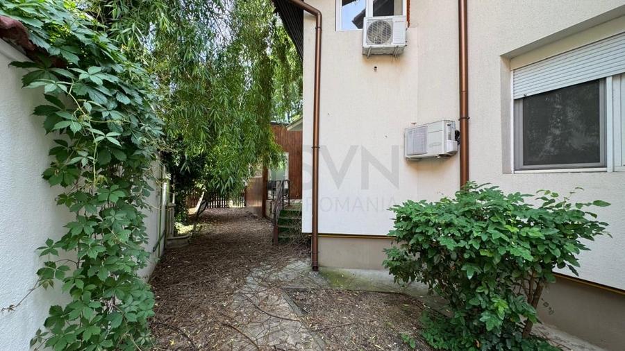 Casă individuală cu 6 camere cu Teren 402 Mp în Lacul Tei