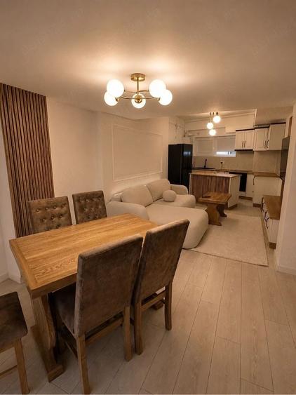 Apartament cu 2 camere semidecomandat, mobilat în Viilor