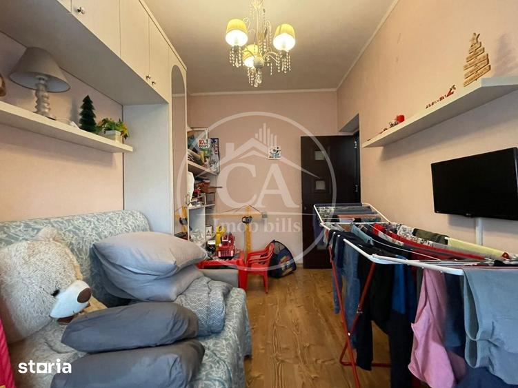 Apartament cu 3 camere decomandat în Decebal