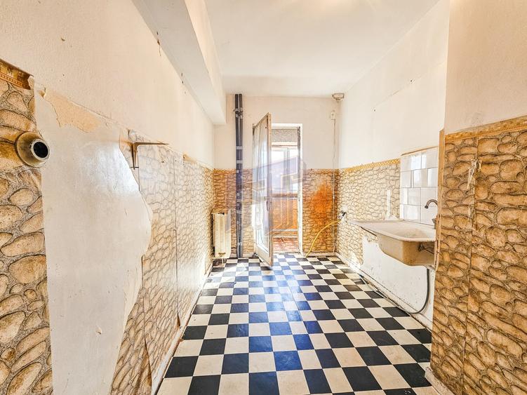 Apartament cu 2 camere decomandat în Pantelimon