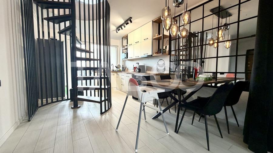 Penthouse cu 2 camere semidecomandat, mobilat în Florești