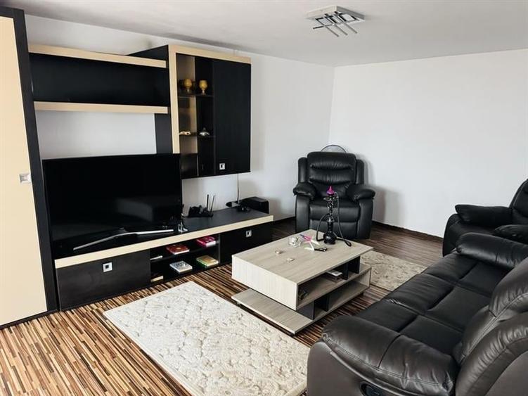 Casă individuală cu 4 camere cu Teren 400 Mp în Podari