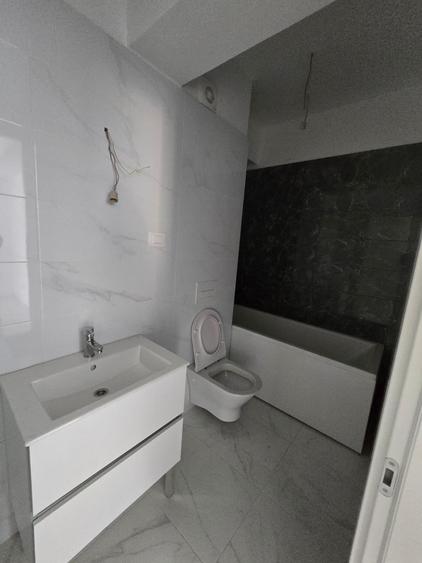 Apartament cu 2 camere decomandat în Nicolina