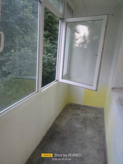 Apartament cu 2 camere semidecomandat în Letea