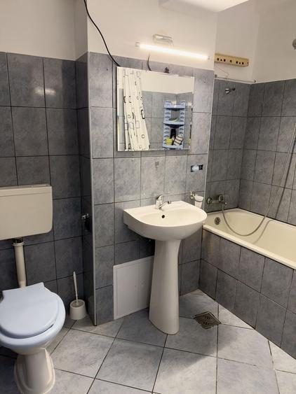 Garsonieră decomandată în Exterior Vest