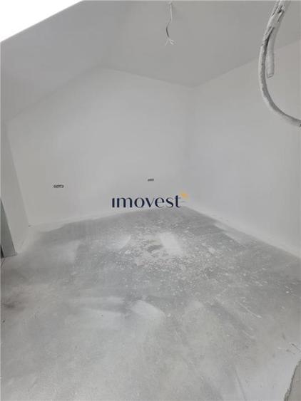 Apartament cu 3 camere decomandat în Titulescu