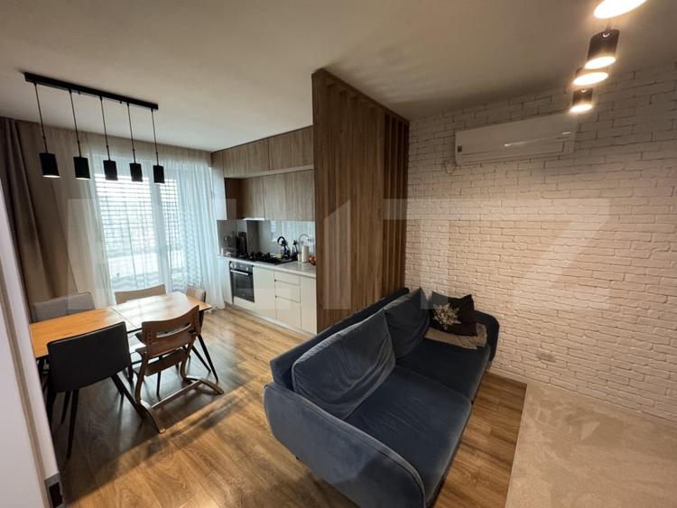 Apartament cu 4 camere decomandat, mobilat în Păcurari