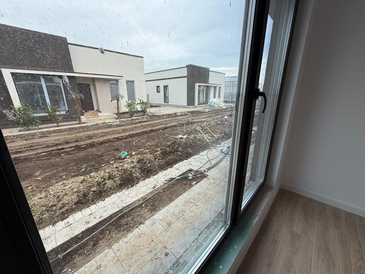 Casă individuală cu 3 camere cu Teren 270 Mp în Clinceni