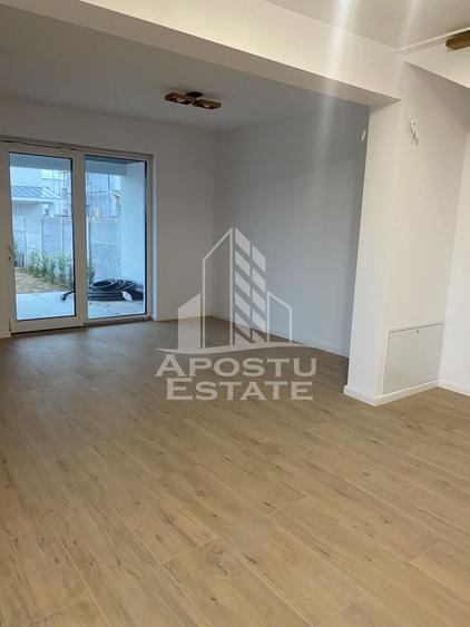 Duplex cu 4 camere cu Canalizare în Bucovăț (Remetea Mare)