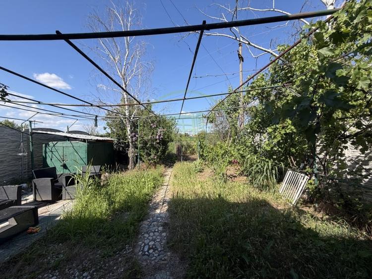 Casă individuală cu 4 camere cu Canalizare în Exterior Sud