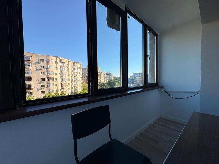 Apartament cu 3 camere în Tineretului