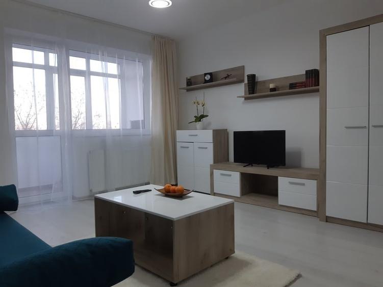 Garsonieră semidecomandată în Costin Georgian