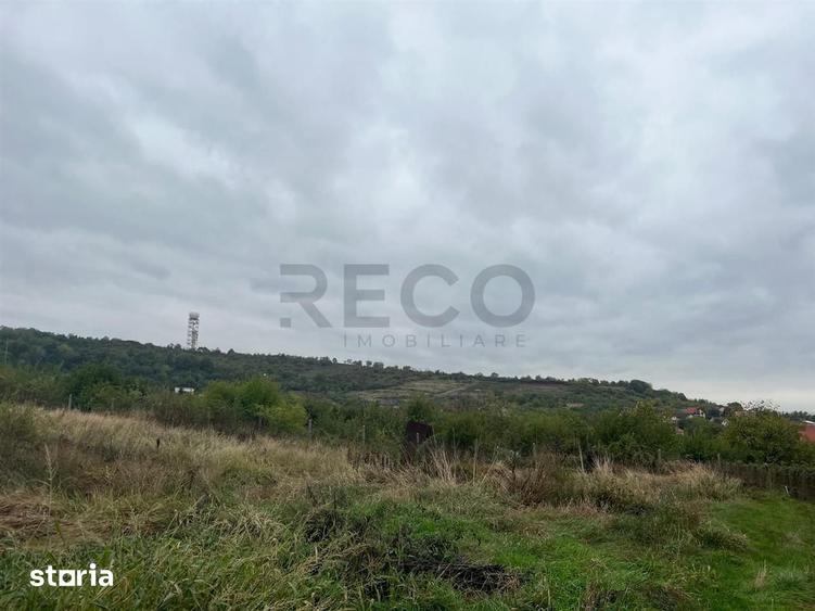 Teren de 1200 mp, în Oncea
