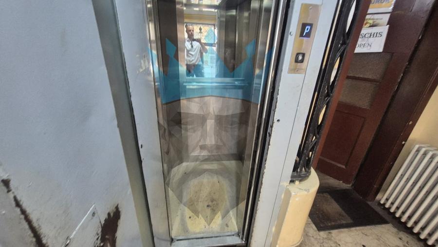 Garsonieră decomandată, mobilată în Universitate