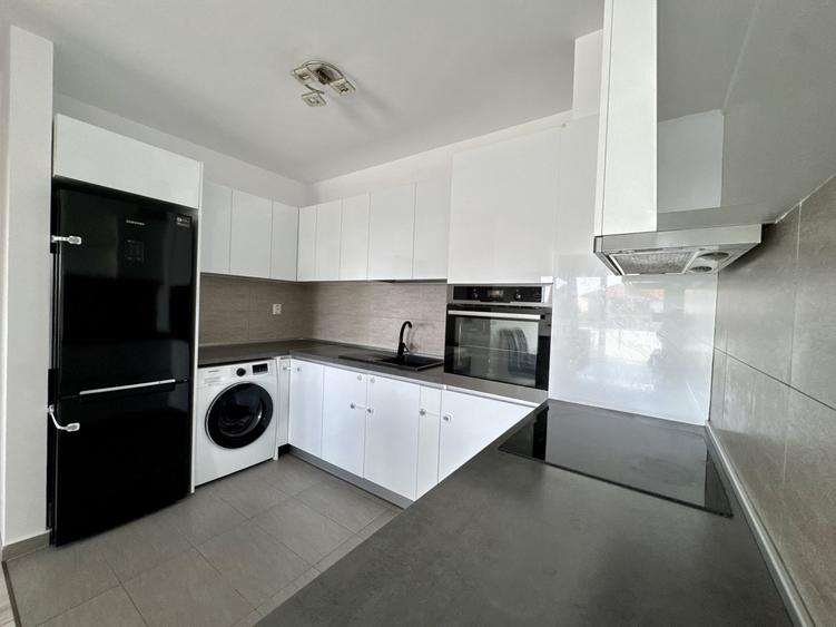 Apartament cu 2 camere semidecomandat, mobilat în Bună Ziua