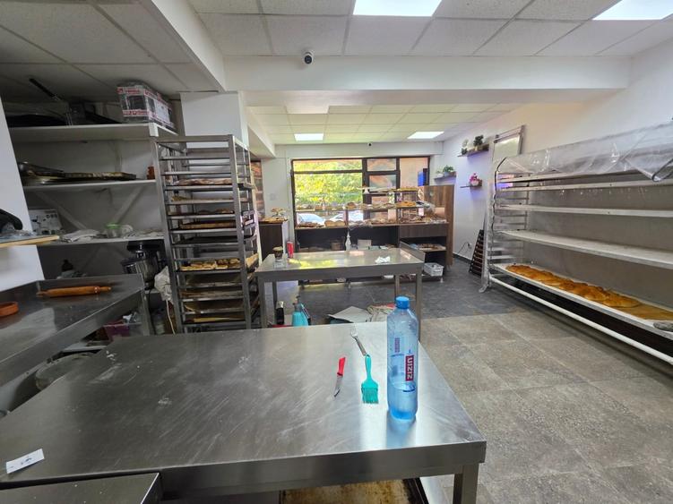 Spațiu comercial, de 100 mp, în Baba Novac