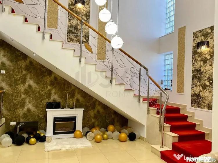 Casă cu 10 camere cu Teren 600 Mp în Vatra Luminoasă