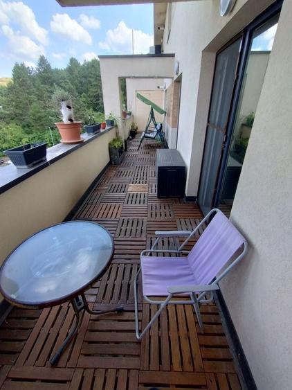 Apartament cu 2 camere semidecomandat în Florești