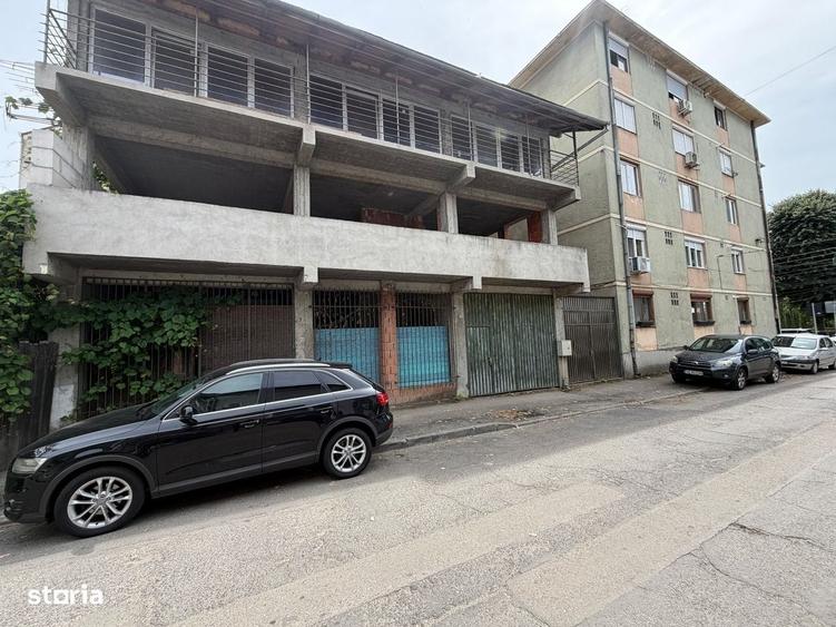 Casă cu 4 camere în Central