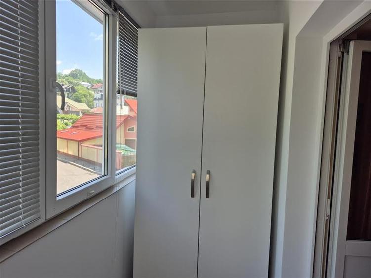 Apartament cu 3 camere decomandat, mobilat în Păcurari