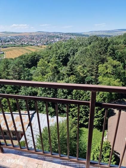 Apartament cu 2 camere decomandat în George Enescu