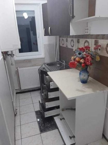 Garsonieră decomandată în Dacia