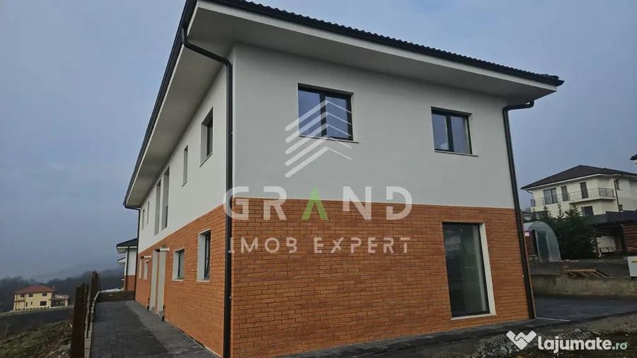 Casă cu 4 camere cu Teren 420 Mp în Chinteni