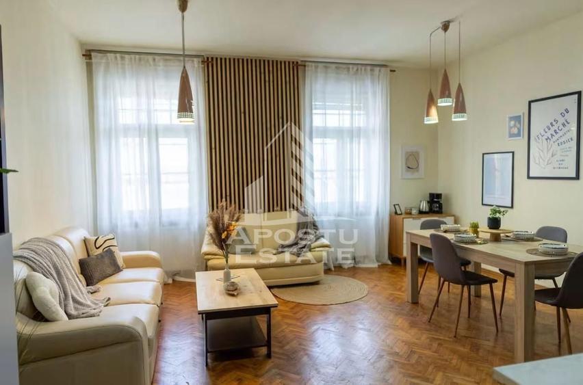 Apartament cu 2 camere decomandat, mobilat în P-ța Victoriei