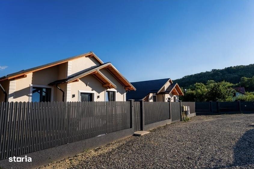 Casă cu 3 camere cu Teren 380 Mp în Hemeiuș
